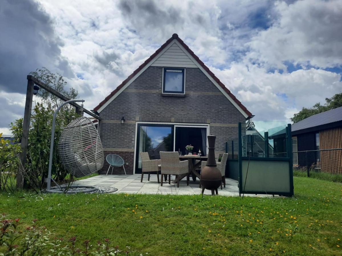 Waterhuis Friesland Oudwoude エクステリア 写真