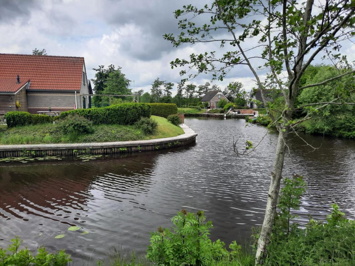 Waterhuis Friesland Oudwoude エクステリア 写真