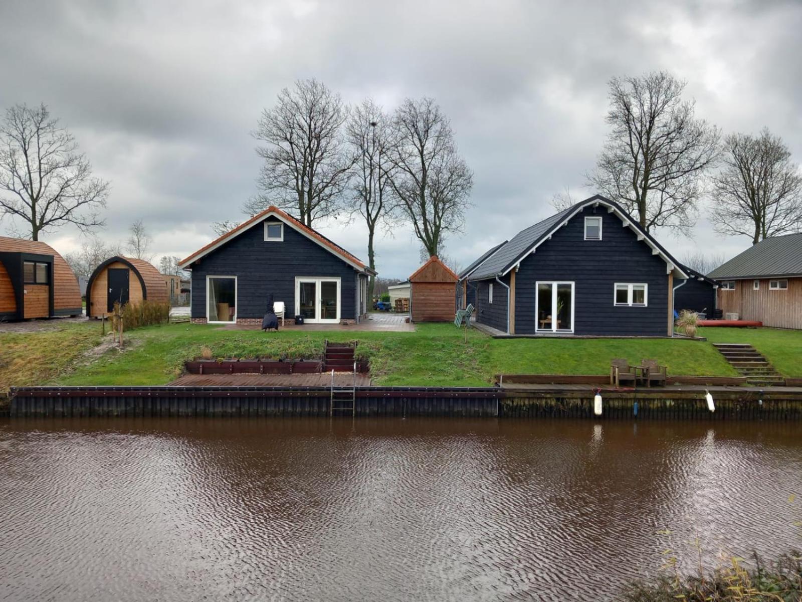 Waterhuis Friesland Oudwoude エクステリア 写真